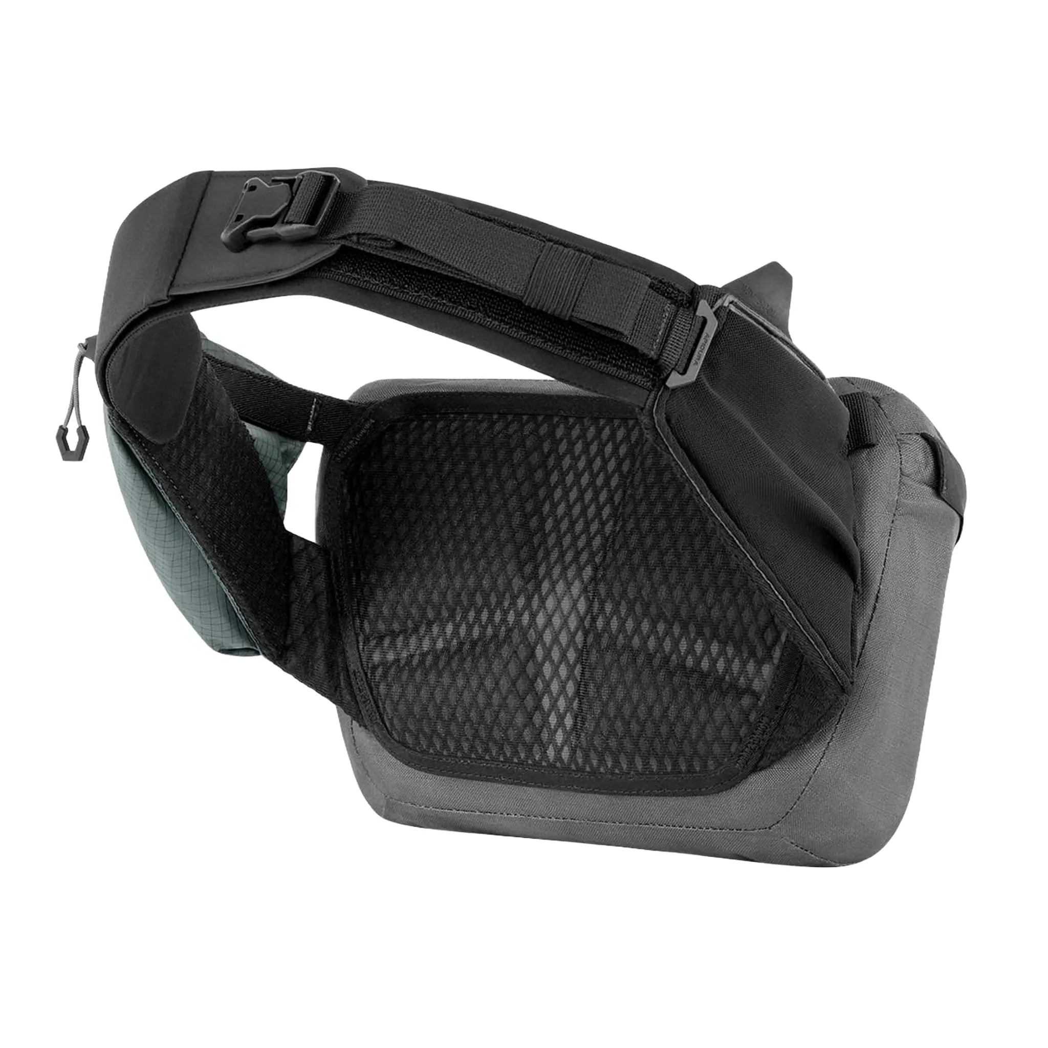 Backcountry-Hip-Pack-2.webp