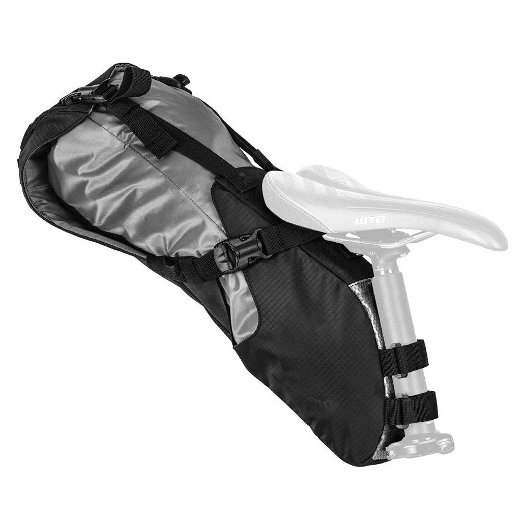 BlackburnOutpostSeatPackw_DryBag.jpg