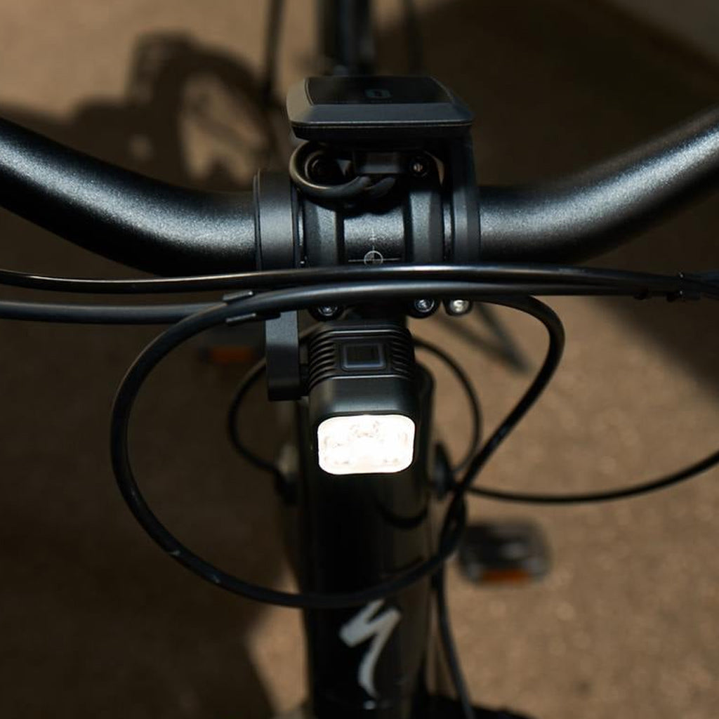 Knog Blinder E 900 Éclairage Avant pour VAE