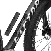 Factor Elara avec Black Inc 46 RED XPLR