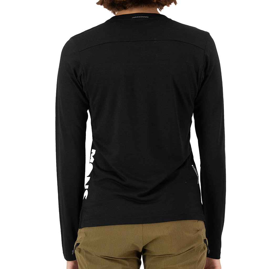 MonsRoyaleWomen_sDiversionMerinoBikeJerseyLongSleeve_Blk2.jpg