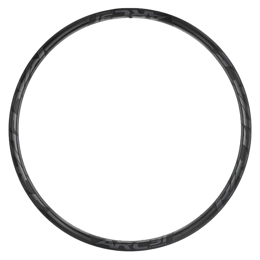 RaceFaceArcCarbonRim-2_46e3f531-31e9-483f-bc75-f1cce3c5800c.jpg