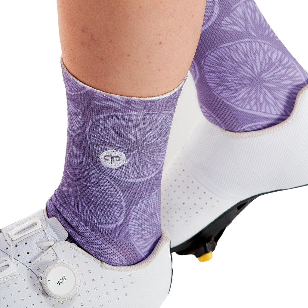 SignaturePrintSocksWomen_sPulpCloudy-2.jpg