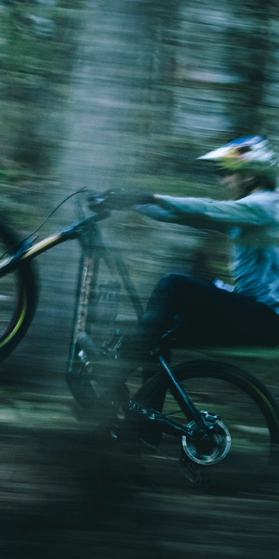 Steed-Cycles-Santa-Cruz-Vala-Mobile.jpg