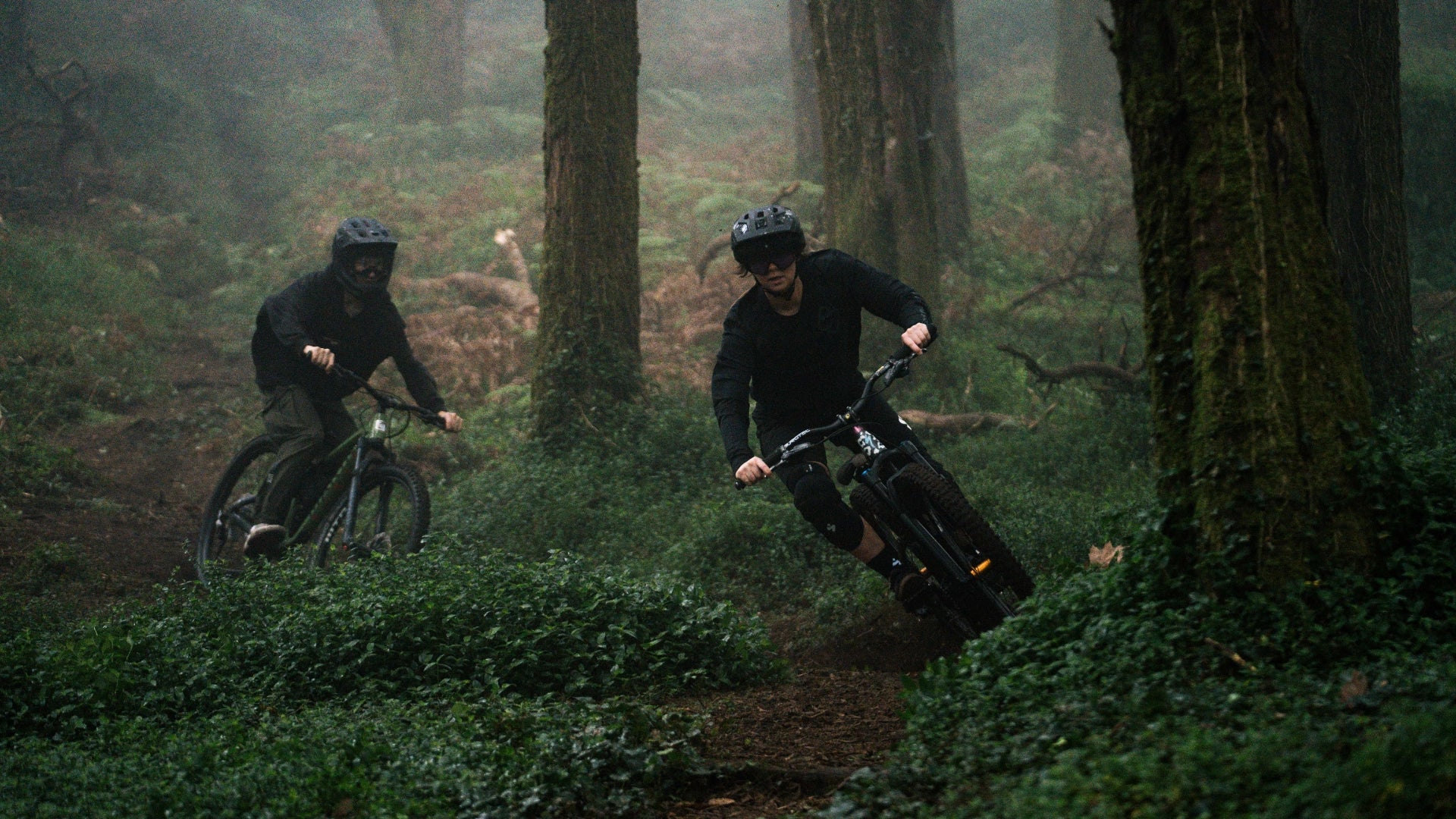 Steed-Cycles-Sweet-Protection-Mountain.webp