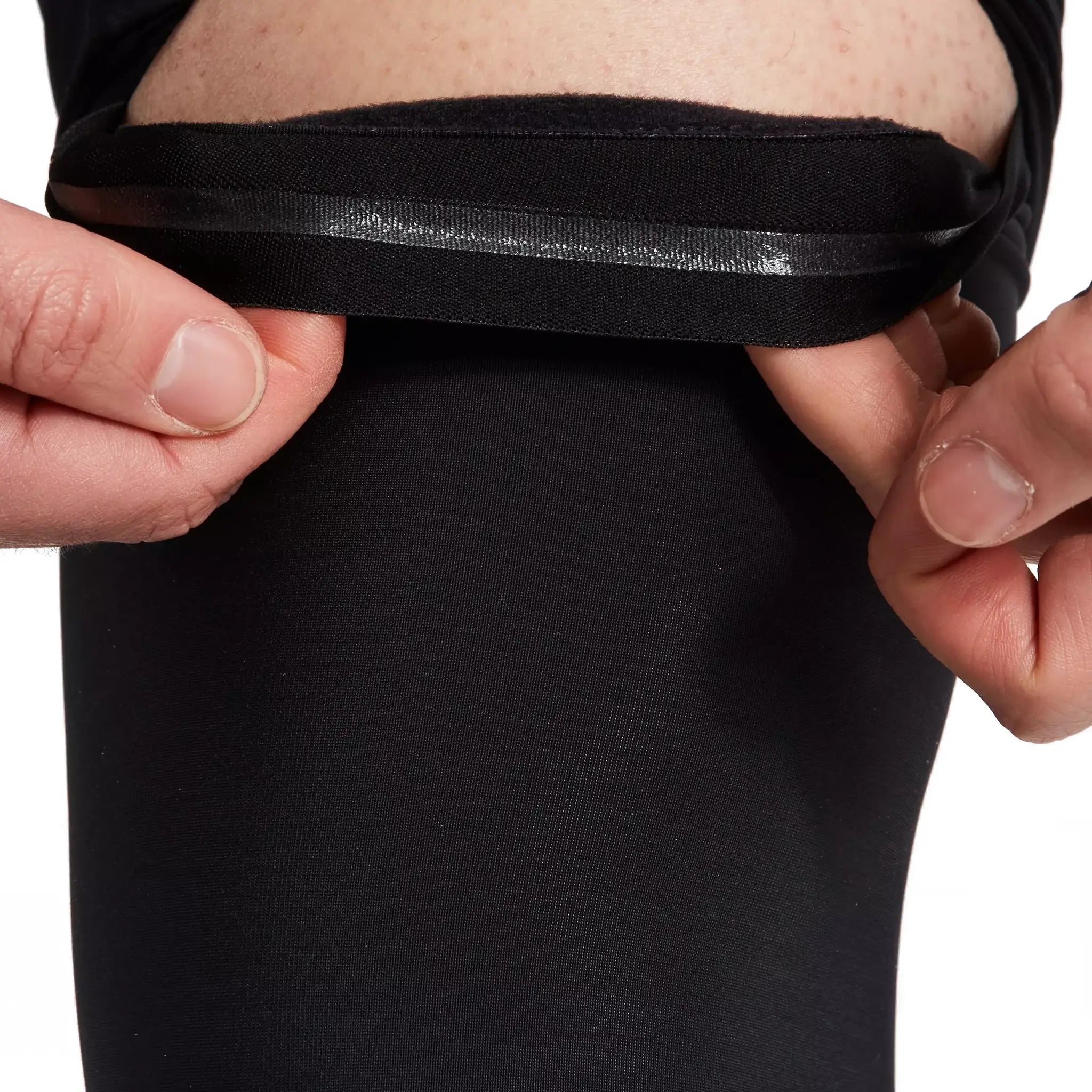 ThermalKneeWarmer-2.webp