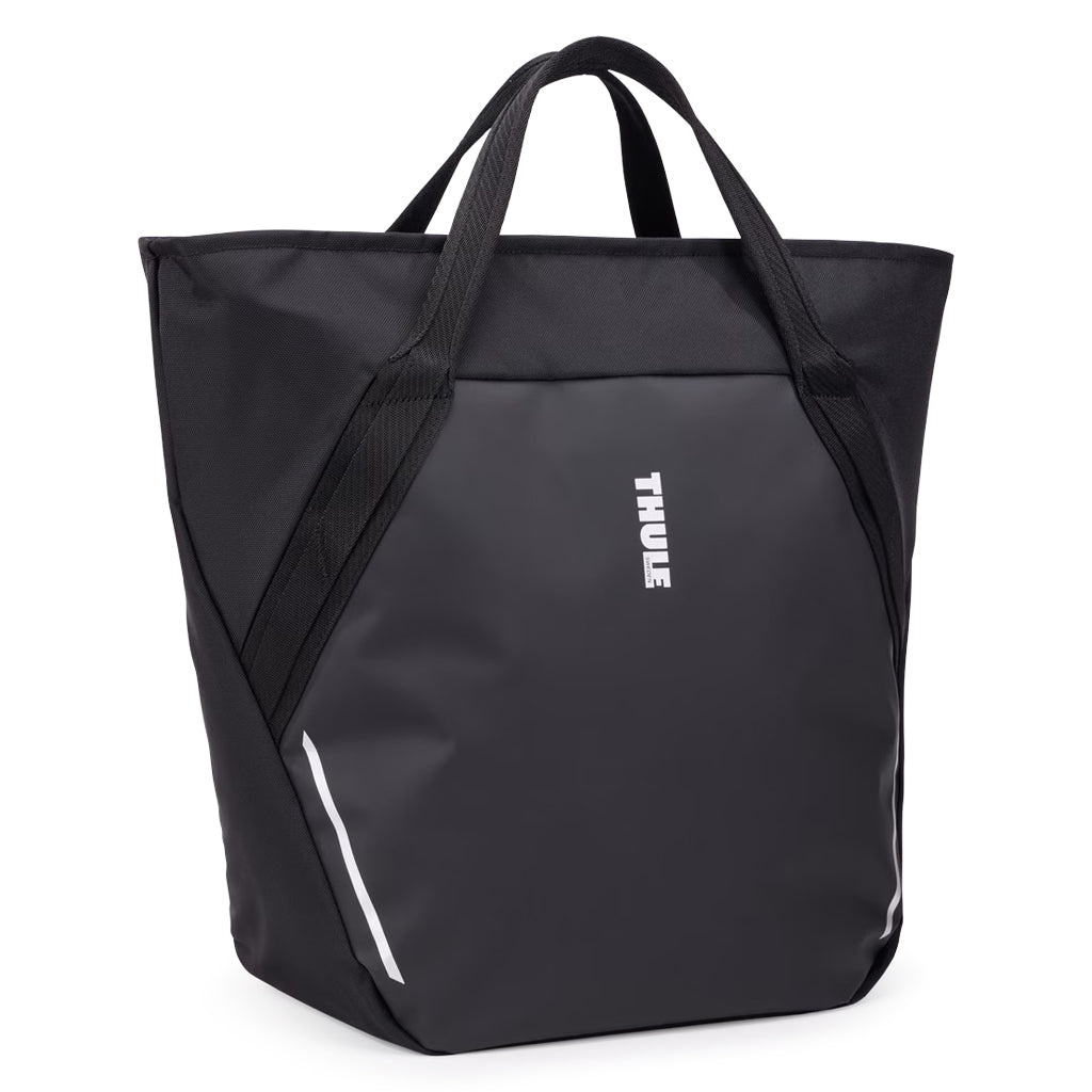 ThuleChasmToteBagw_InLock25Litre-Black.jpg