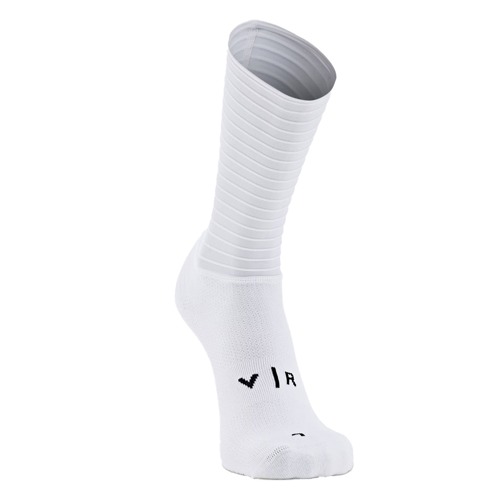 VanRyselRacingSocksDecathlon_AG2RLaMondialeTeam.jpg